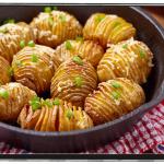 Skillet with hasselback potatoes