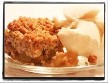 Apple-Raisin Crumble