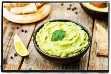 Spicy Avocado Hummus